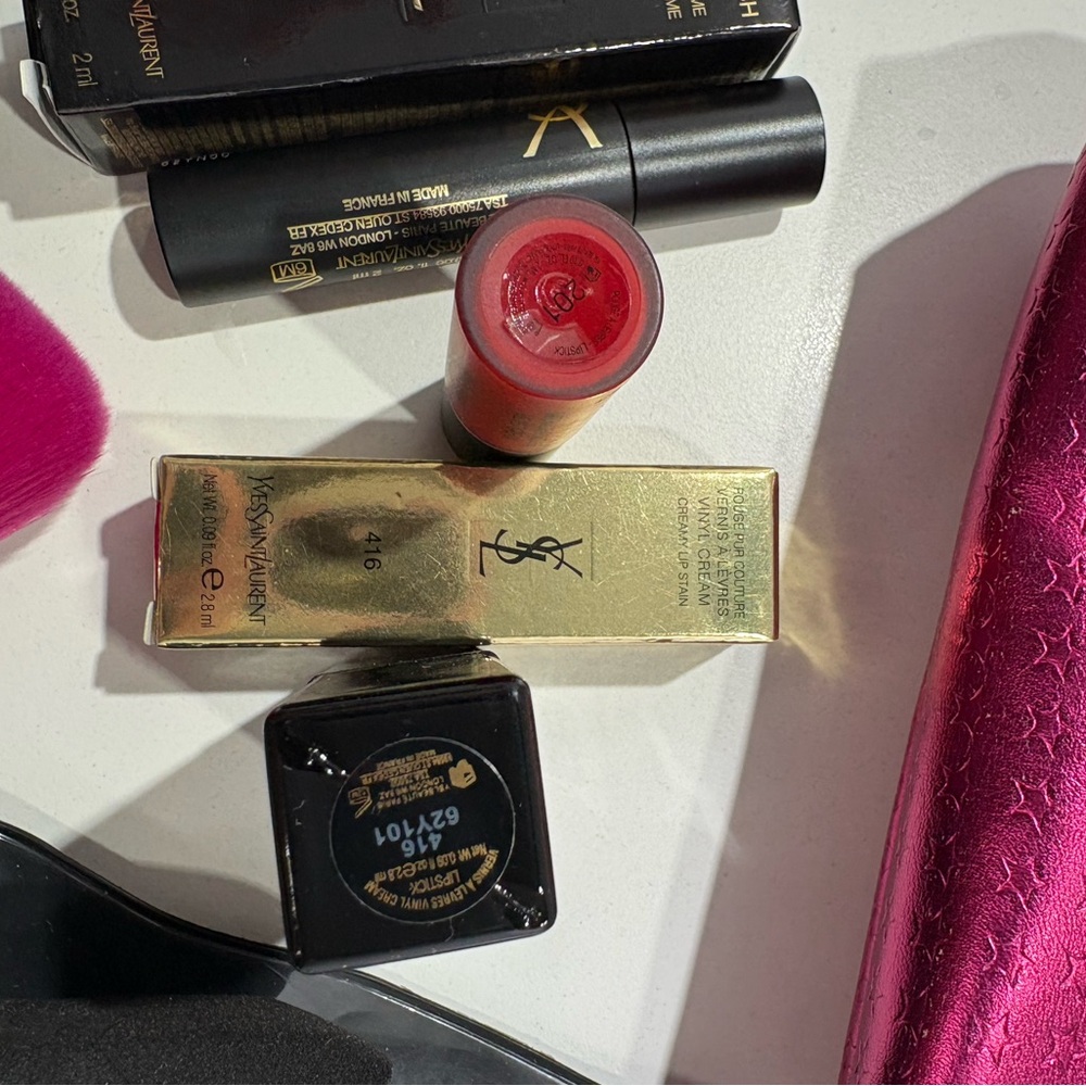 Yves Saint Laurent Pink Makeup Set - Picture 6 of 8